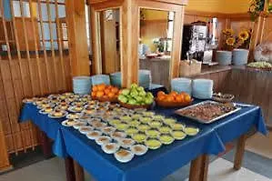 Carabela Santa Maria Hotel