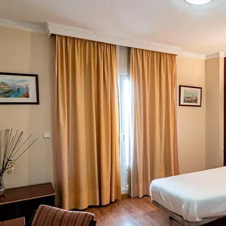 Carabela Santa Maria Hotel 3*