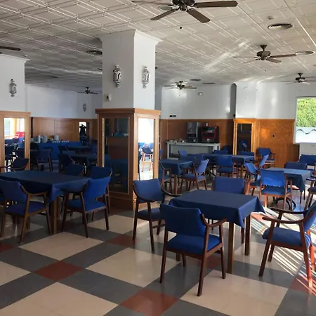 Carabela Santa Maria Hotel