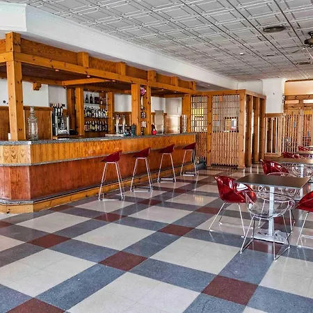 Carabela Santa Maria Hotel